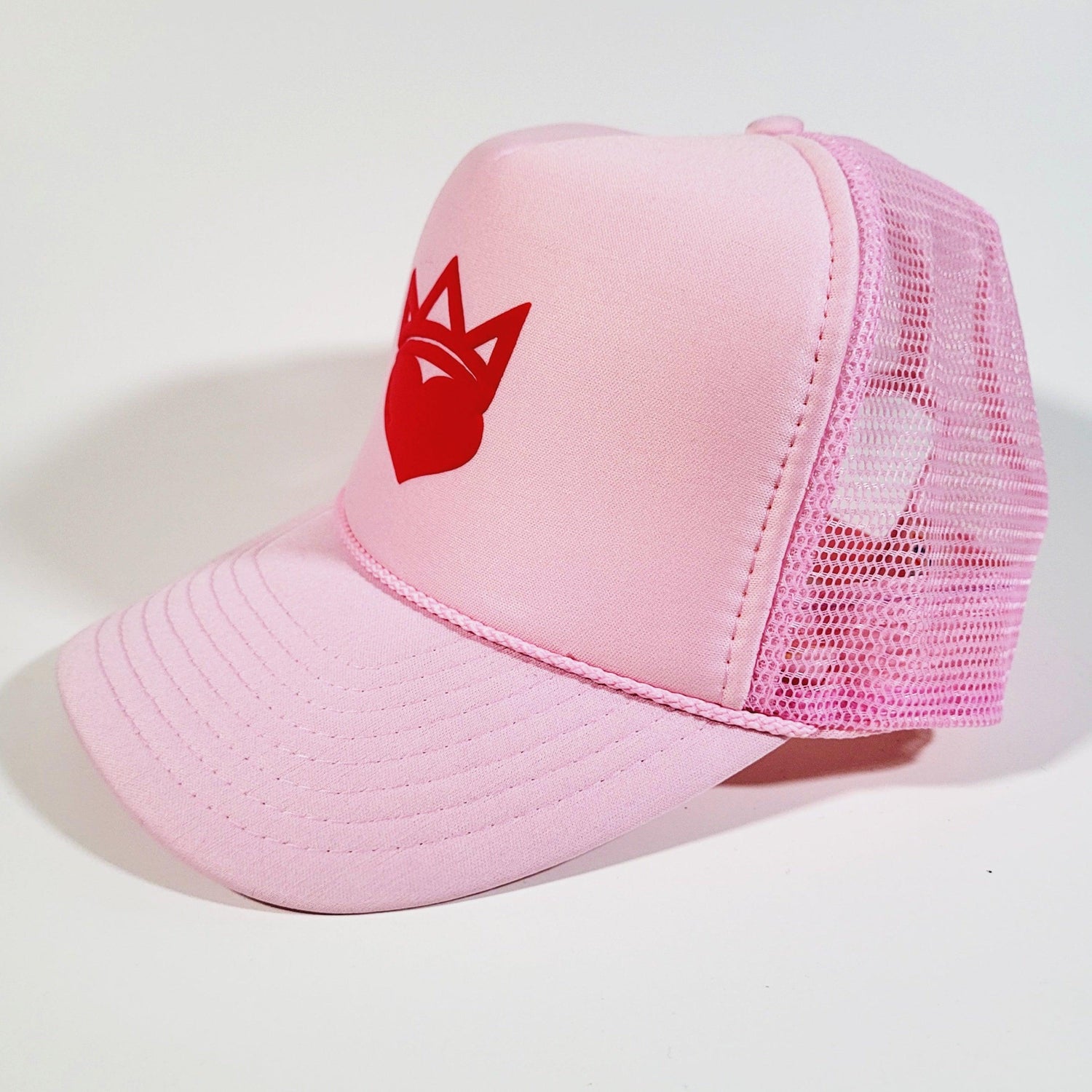 Light Pink & Red "King/Queen Of Hearts" Trucker Hat - Official Crown Store
